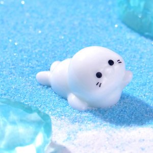 Christmas Decorations Mini Realisitic Animals Figurines Resin Polar Bear Penguin Seal Iceberg Figures Adornos DecoracióN Hogar